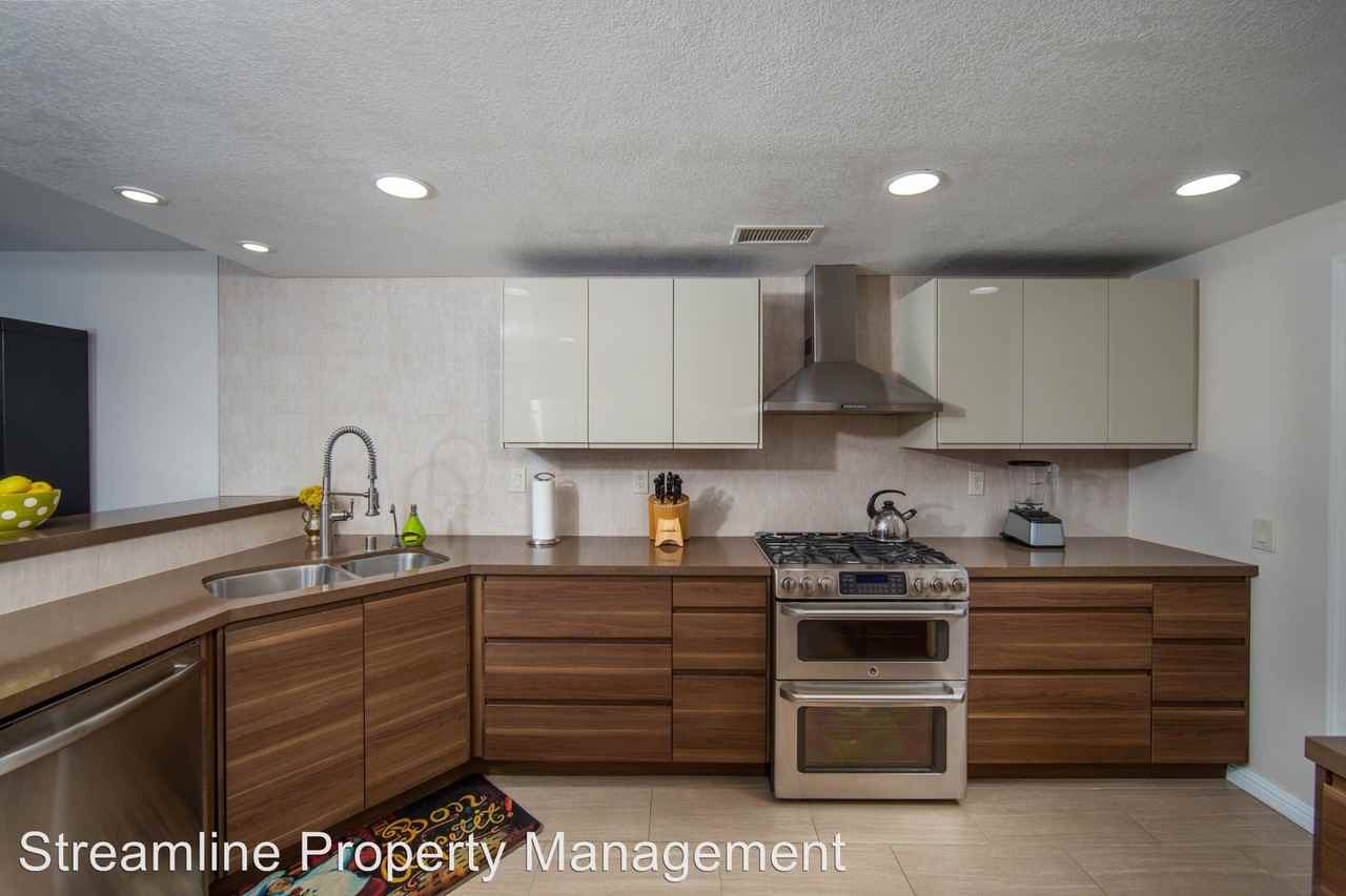 24361 Hilton Way - Photo 2 of 34