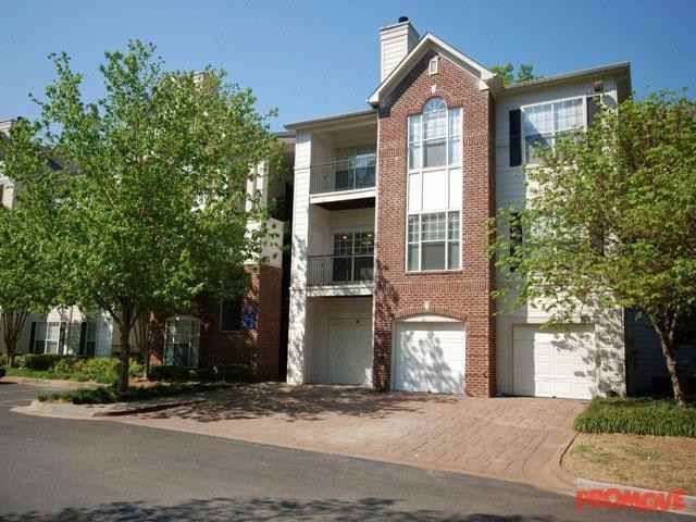 Residences at Morgan Falls - Photo 2 of 10
