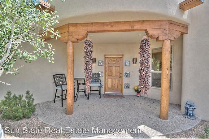 11520 Del Rey Ave Ne - Photo 3 of 27