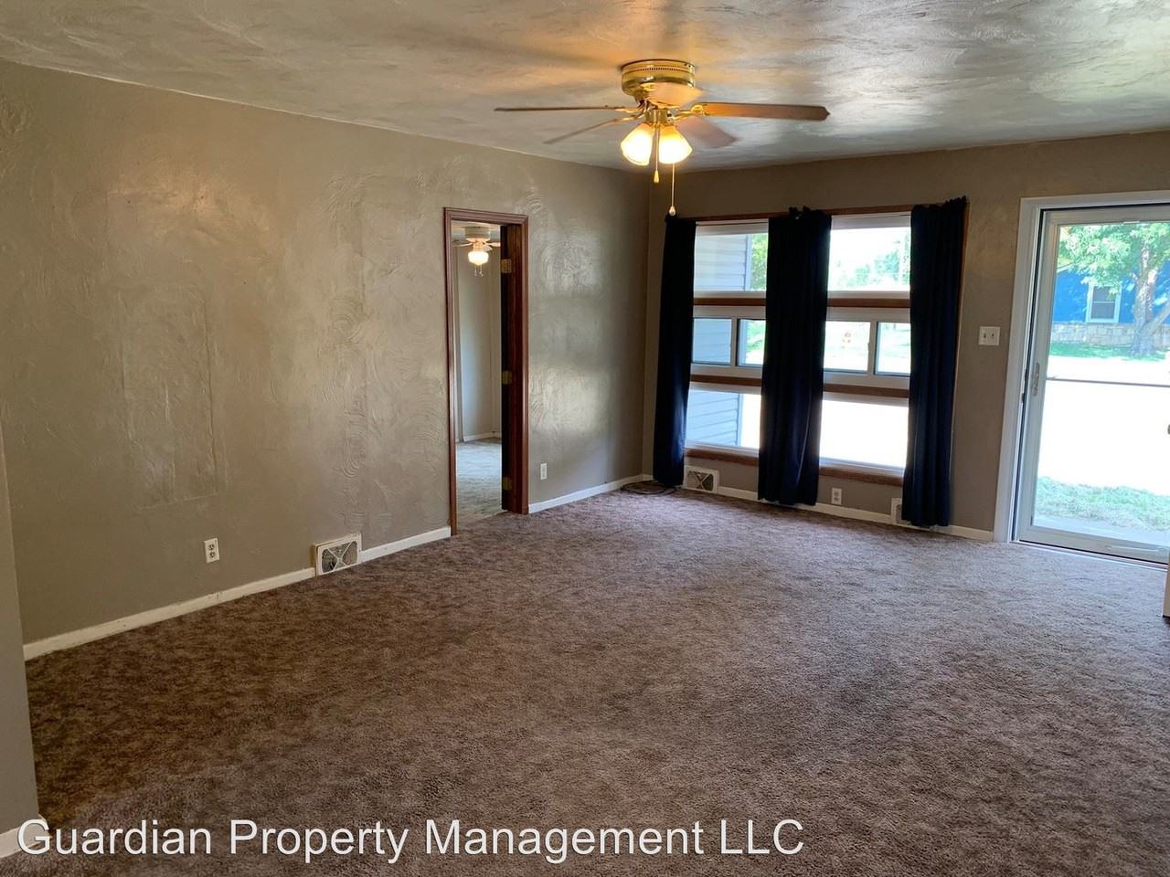 1725 N 8th Street - Photo 3 of 12