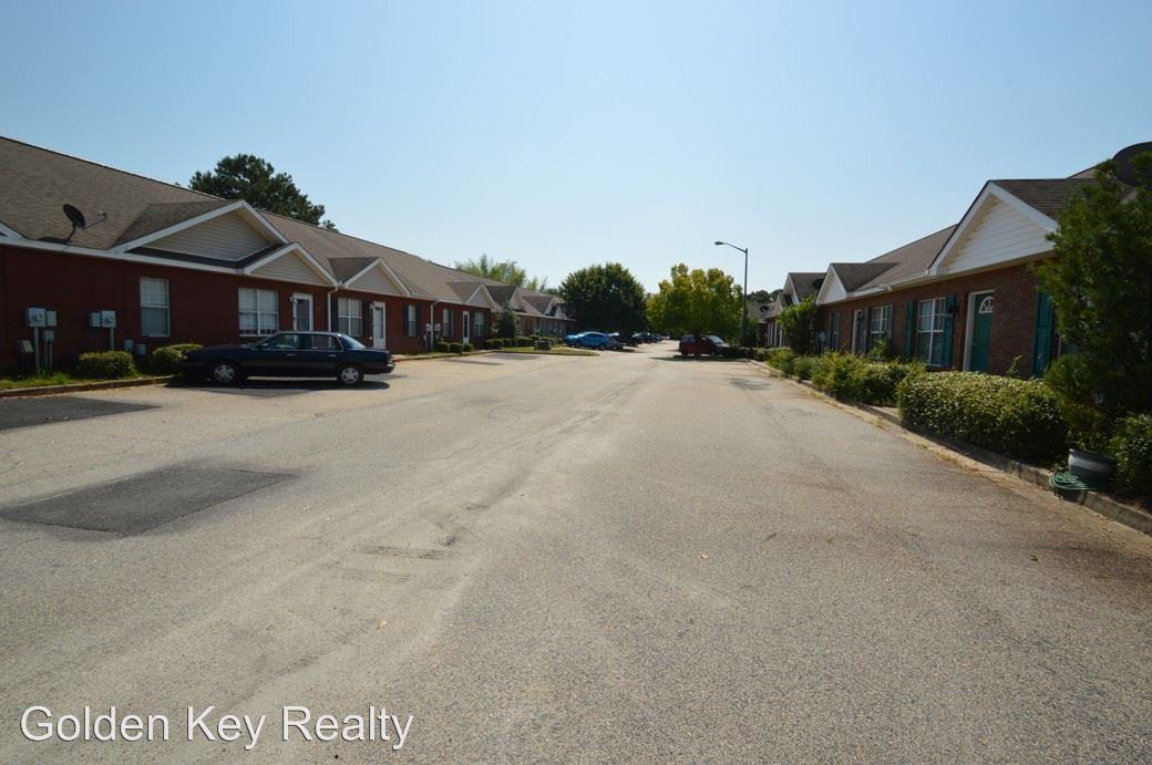 256 Katelyn Circle - Photo 3 of 18