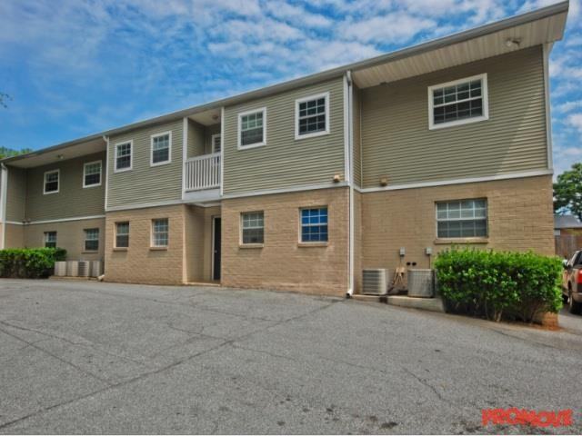 Lenox Terrace - Photo 2 of 7