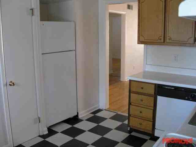 Oakhurst Place - Photo 2 of 7