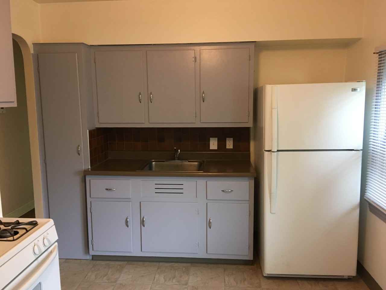 4550 Laurel Rd - Photo 2 of 9