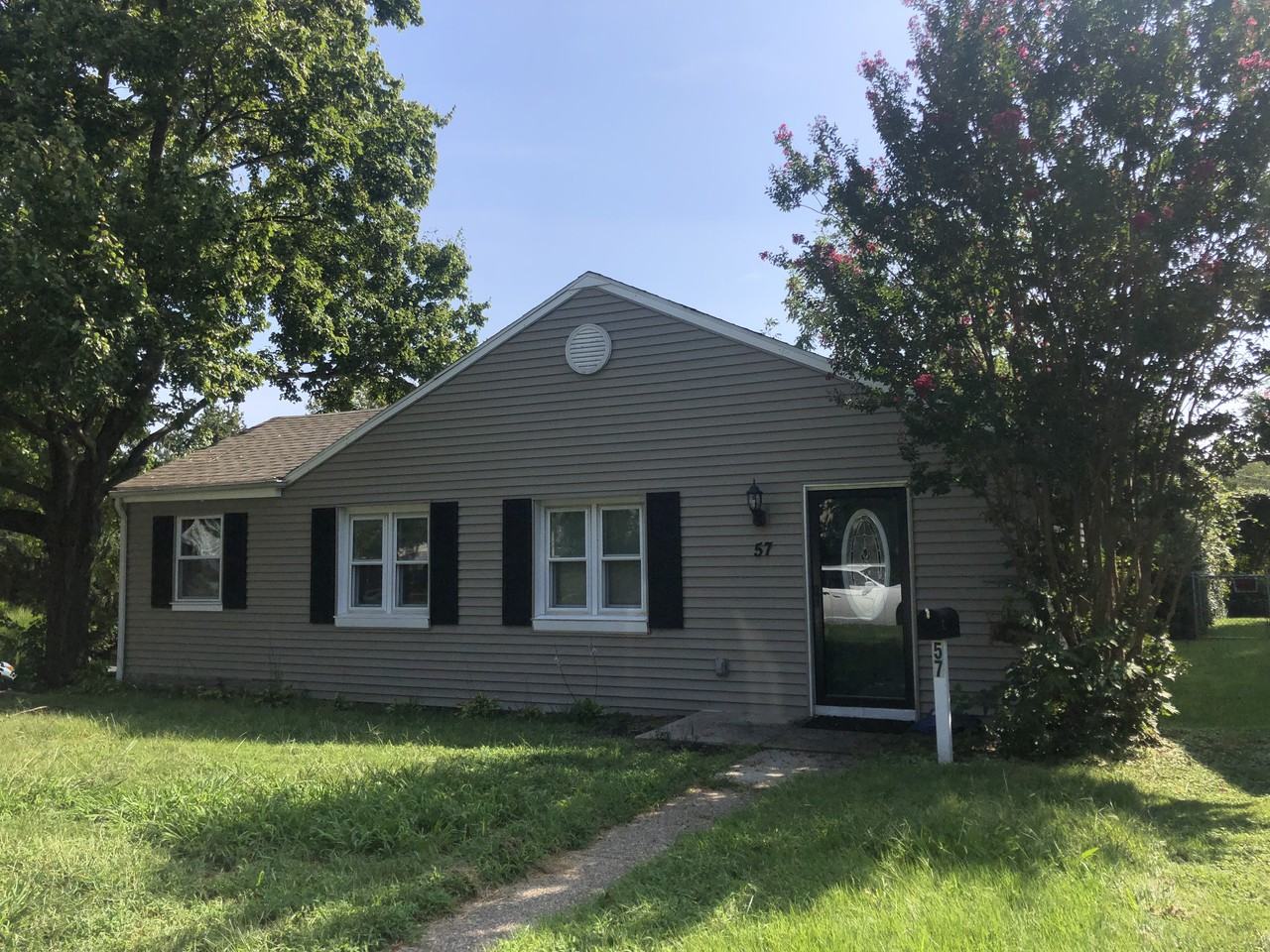 57 Florence Ave - Photo 3 of 19