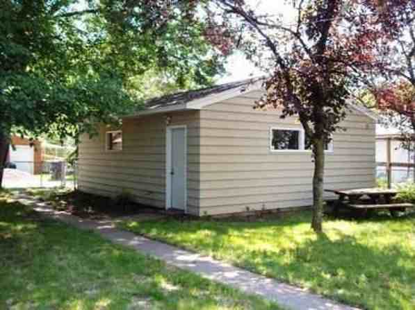 1818 Missouri Ave - Photo 2 of 14