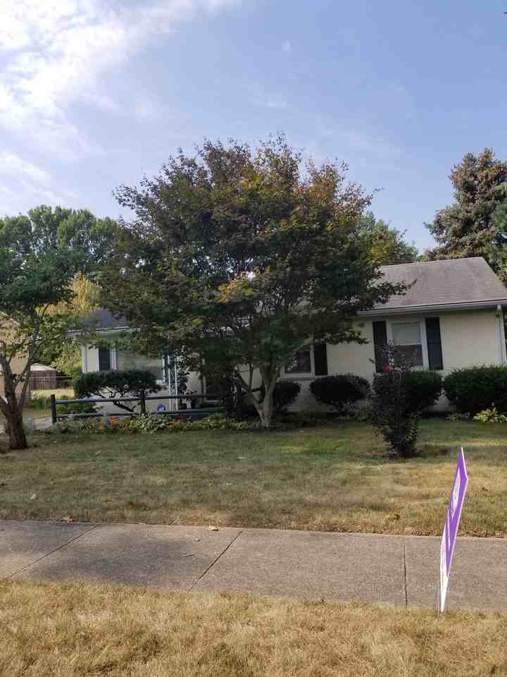 352 Rookwood Pkwy - Photo 2 of 18