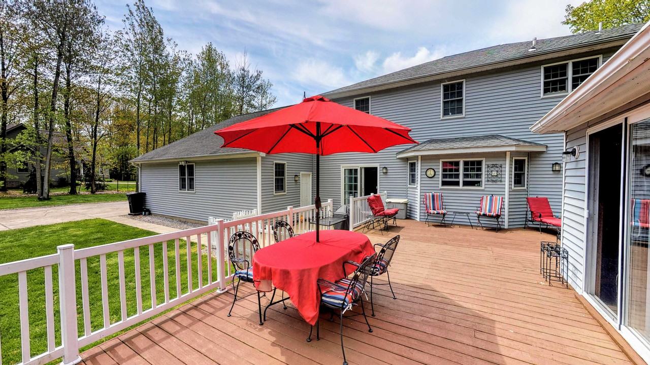 4429 Persimmon Drive - Photo 2 of 10