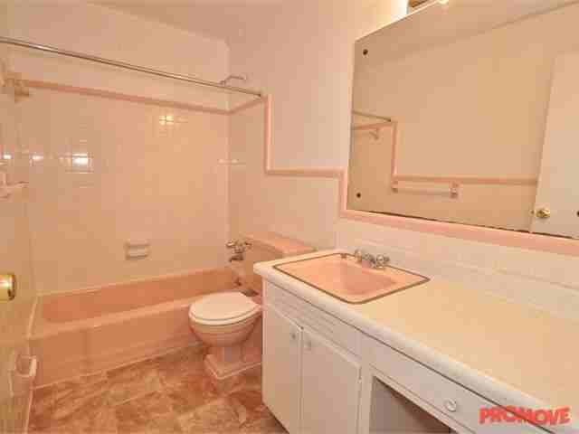 Villas of Embry Hills - Photo 3 of 10