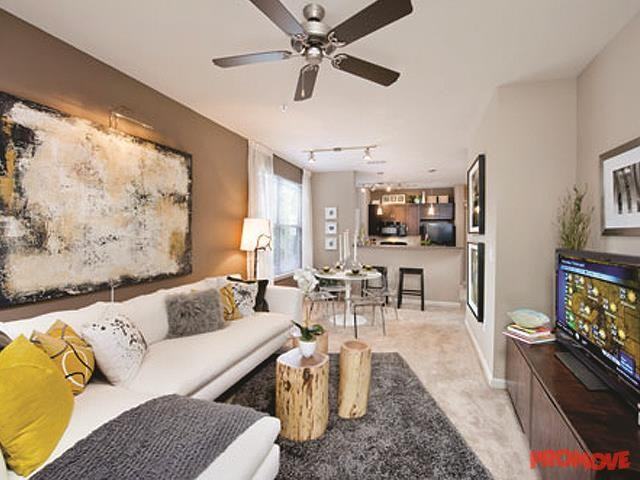 Hawthorne at Clairmont - Photo 2 of 10