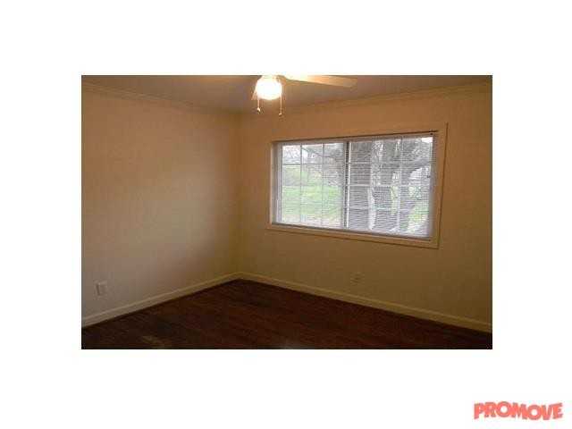 16 Peachtree - Photo 3 of 4