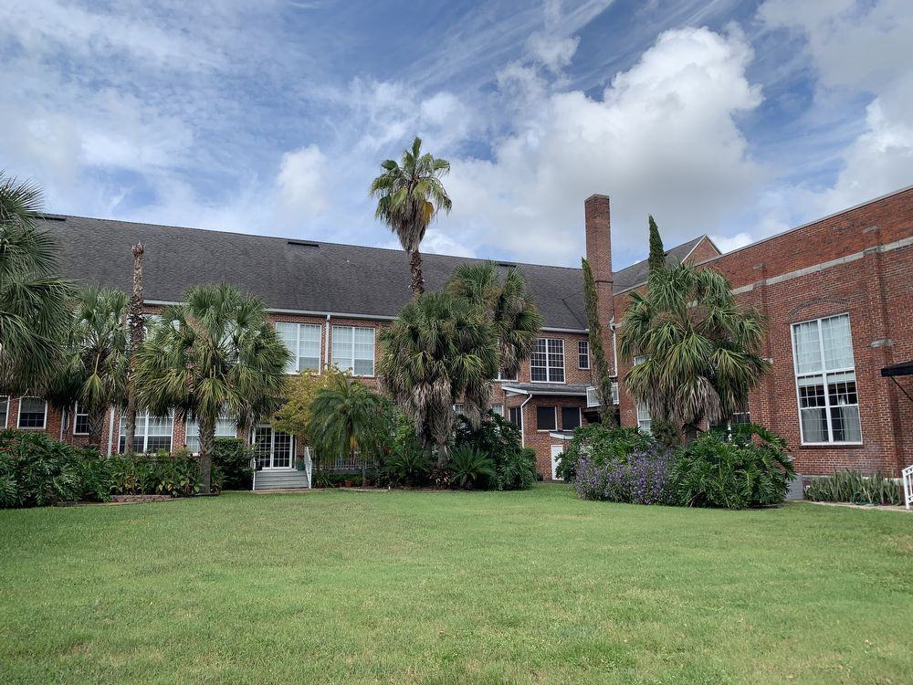 1951 N Market Street#4 - Photo 2 of 12