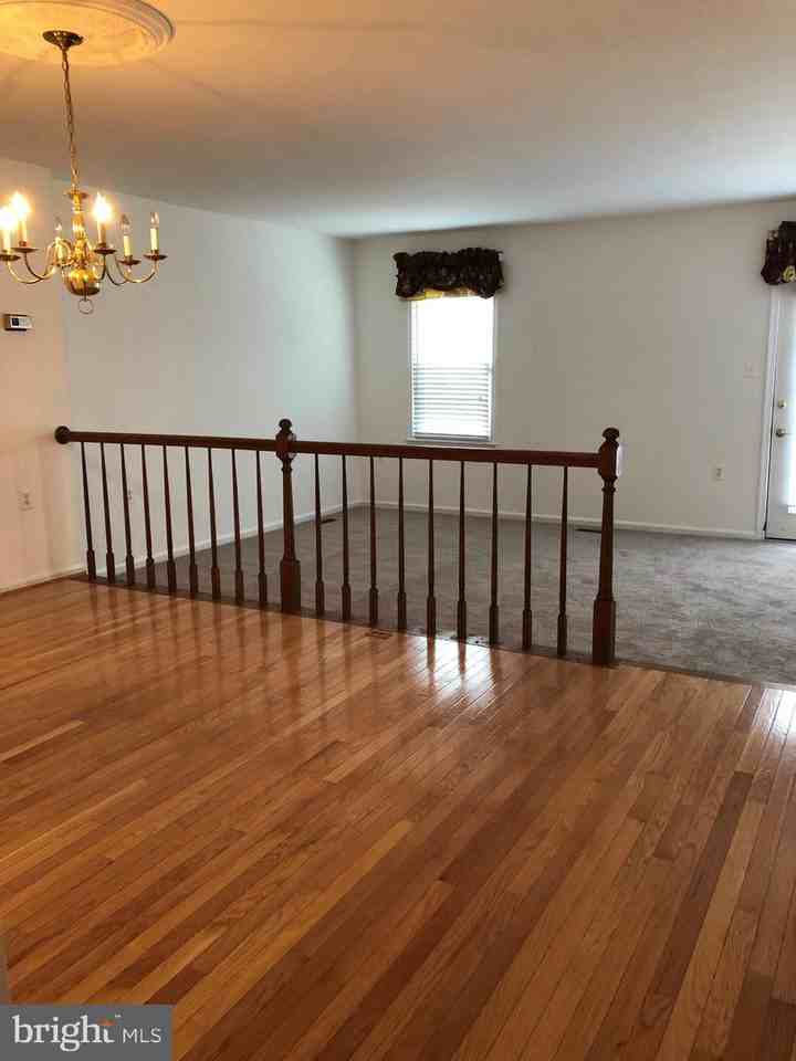 12818 Lockleven Lane - Photo 3 of 13