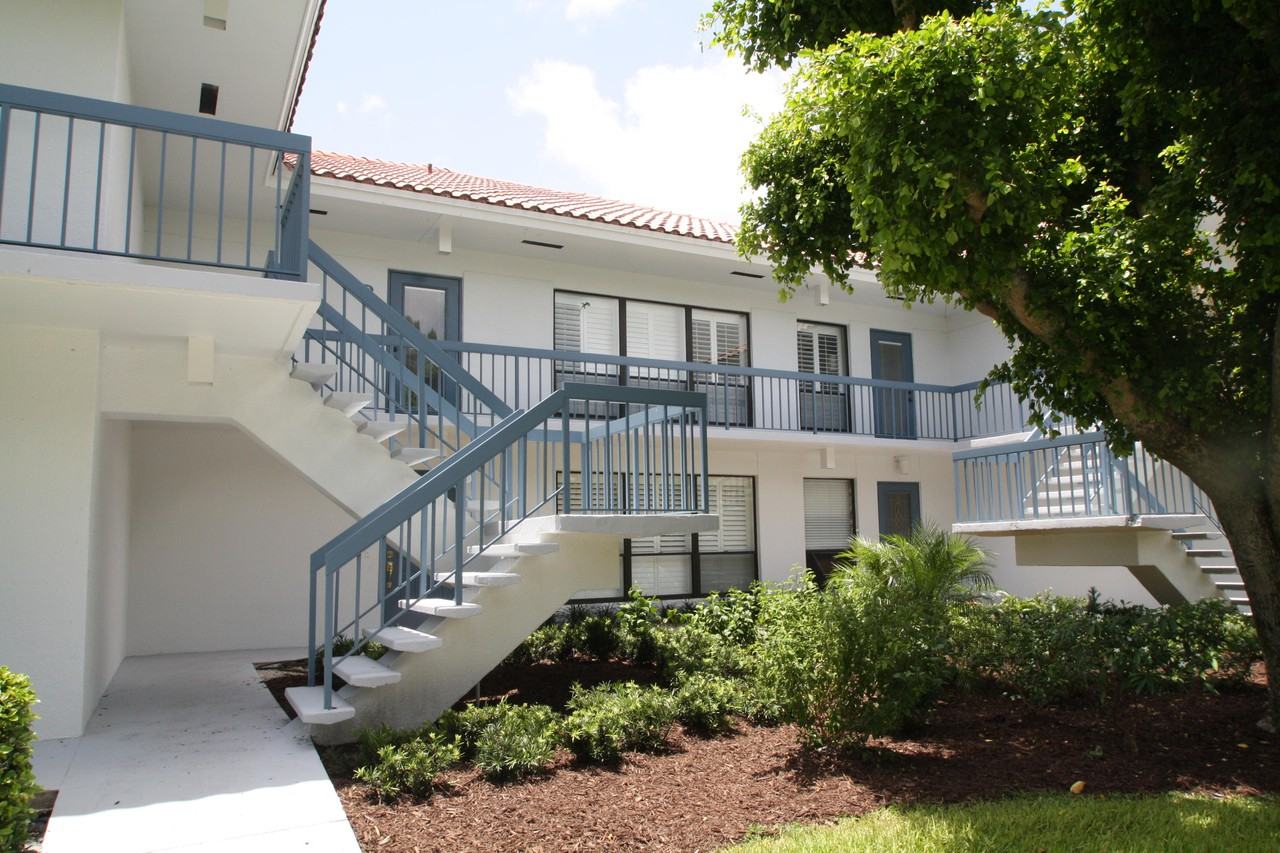 4116 B Quail Ridge Drive N #Unit - Photo 2 of 27