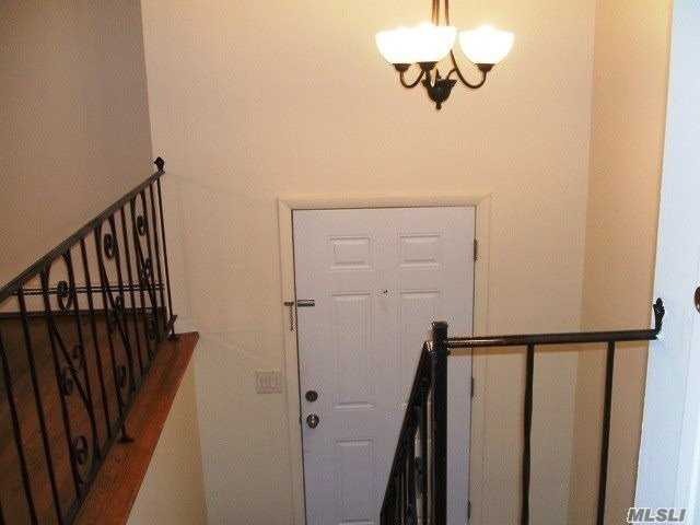 57 Walter Ave - Photo 2 of 13