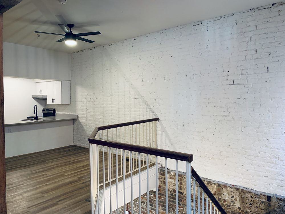 1407 E. Cary Street 102 - Photo 3 of 13