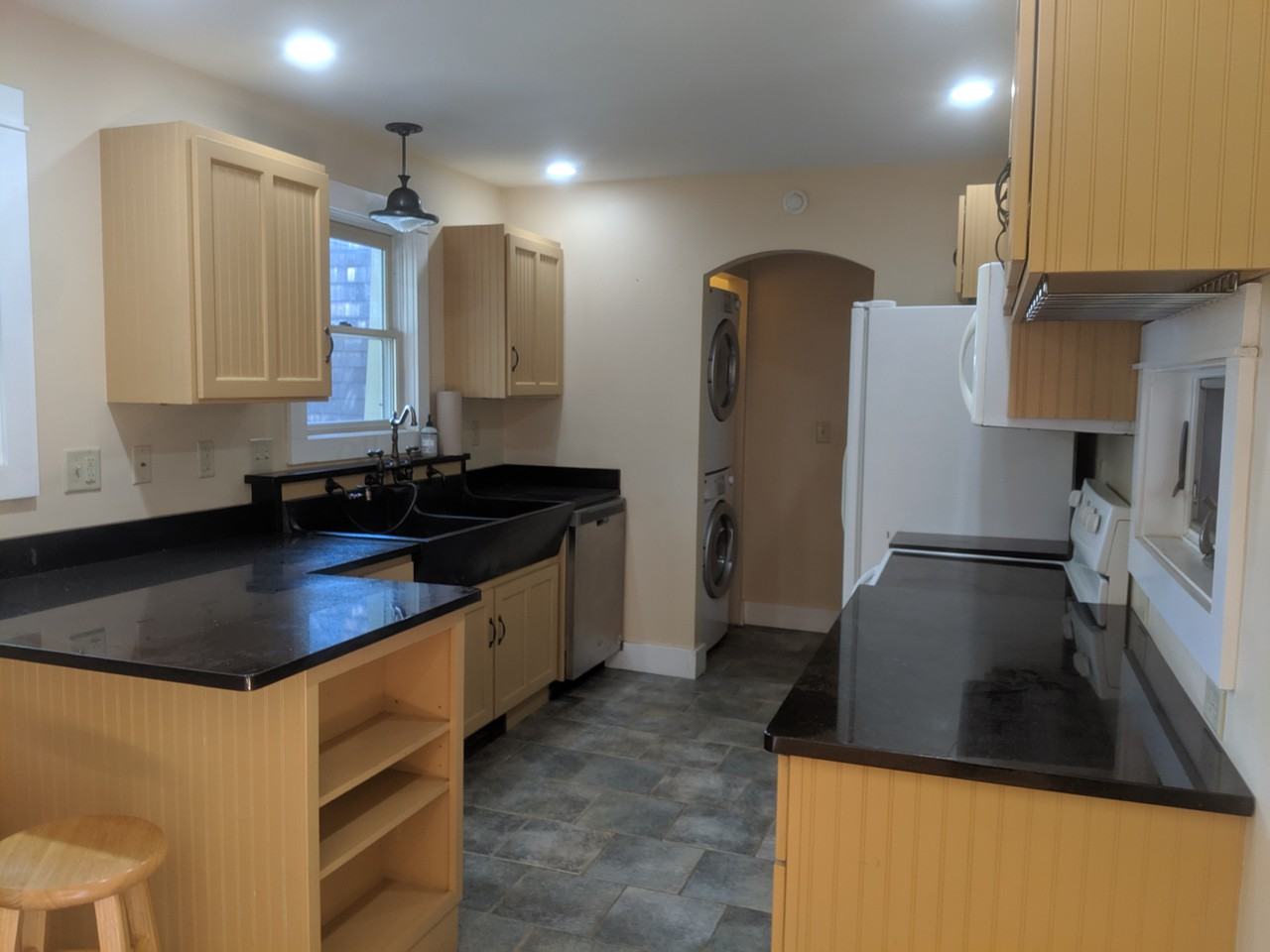 34 Dow Street - Photo 2 of 18