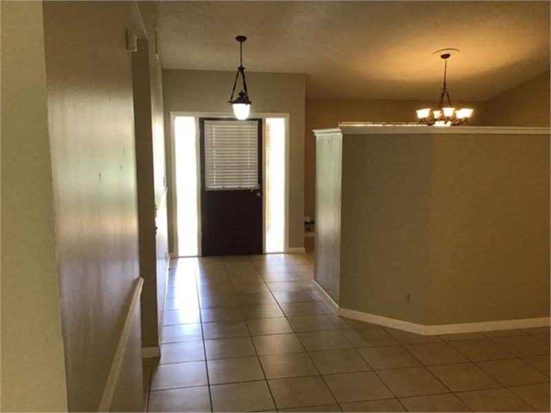 5016 Nw 66th Dr - Photo 2 of 15