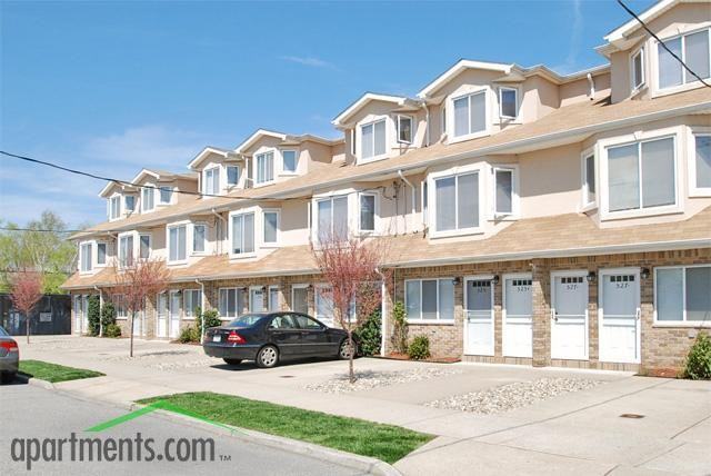 Seaview Apartments - Photo 3 of 8