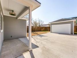 featured image of 619 Buckalew Street