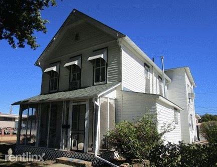 1800 Sw Van Buren St - Photo 2 of 12