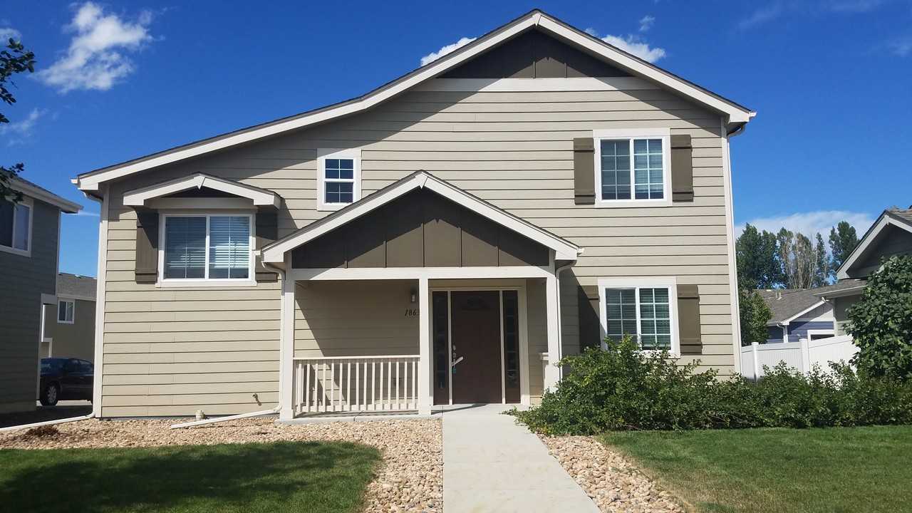 1863 East 11th Street