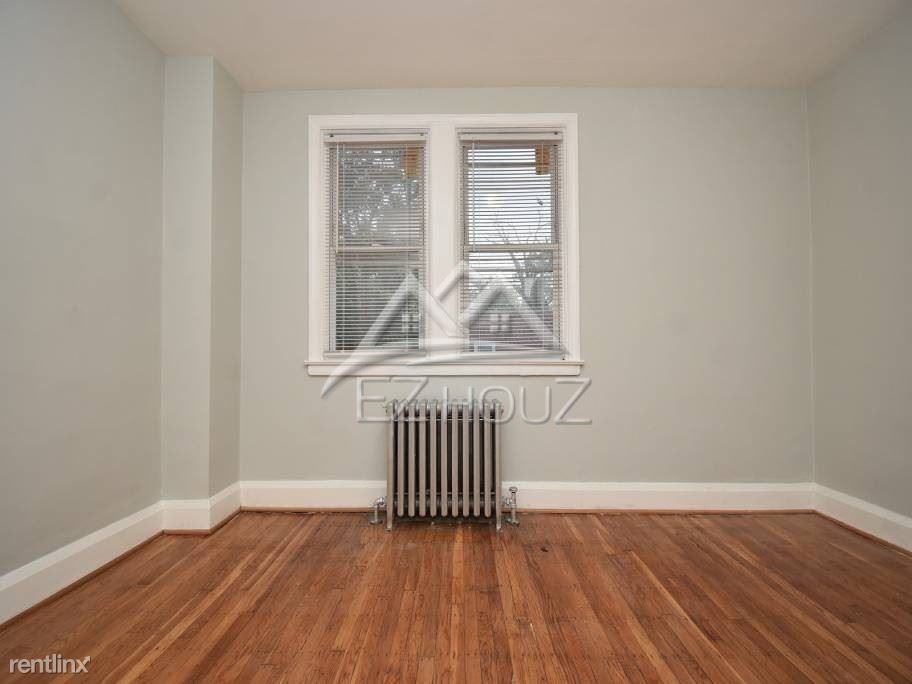 634 Willow - Photo 3 of 16