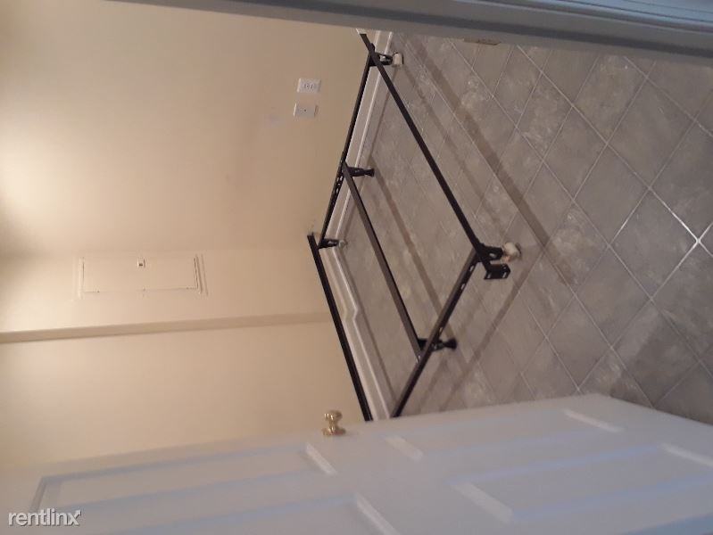 25333 Damascus Park Terrace - Photo 3 of 7