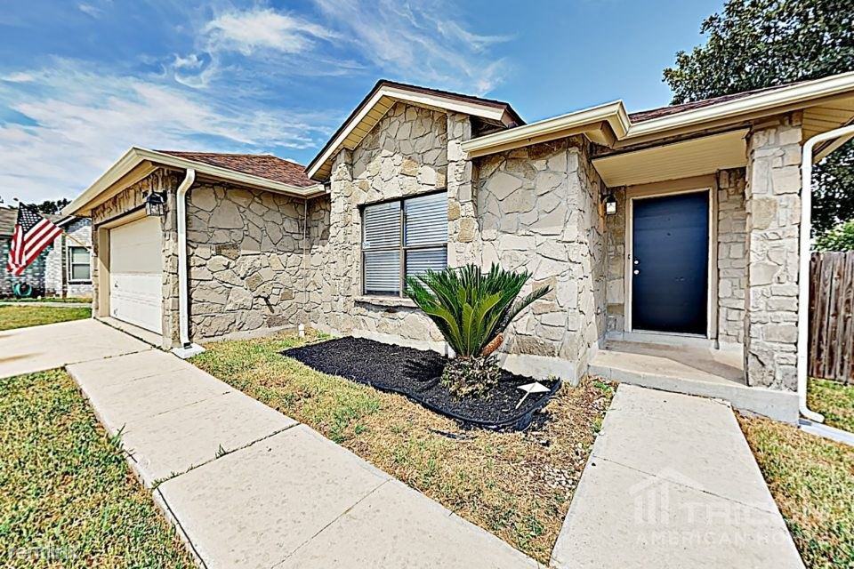 7807 Encanto Vista Drive - Photo 3 of 18
