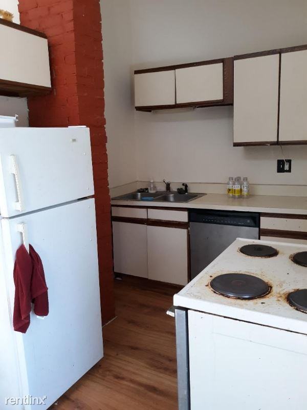 52 Averill Ave 2 - Photo 3 of 7