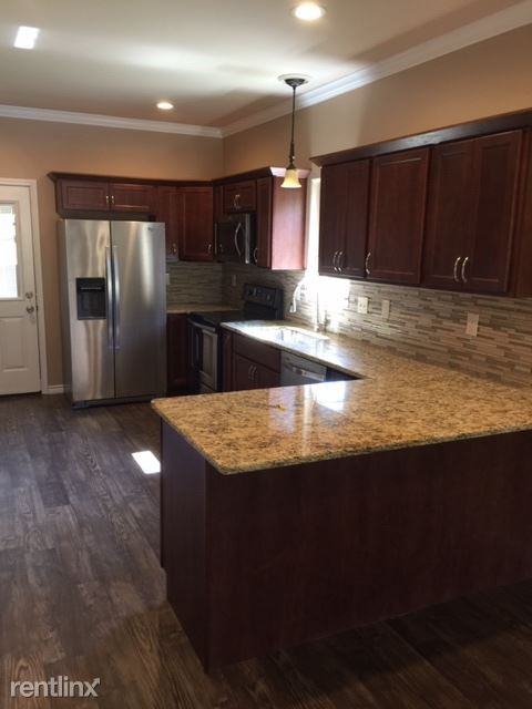 1663 Cal Young - Photo 3 of 10