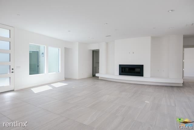 591 Athena Ct - Photo 3 of 10