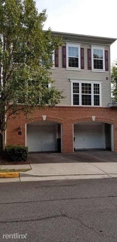 7055 Huntley Run Pl - Photo 3 of 15