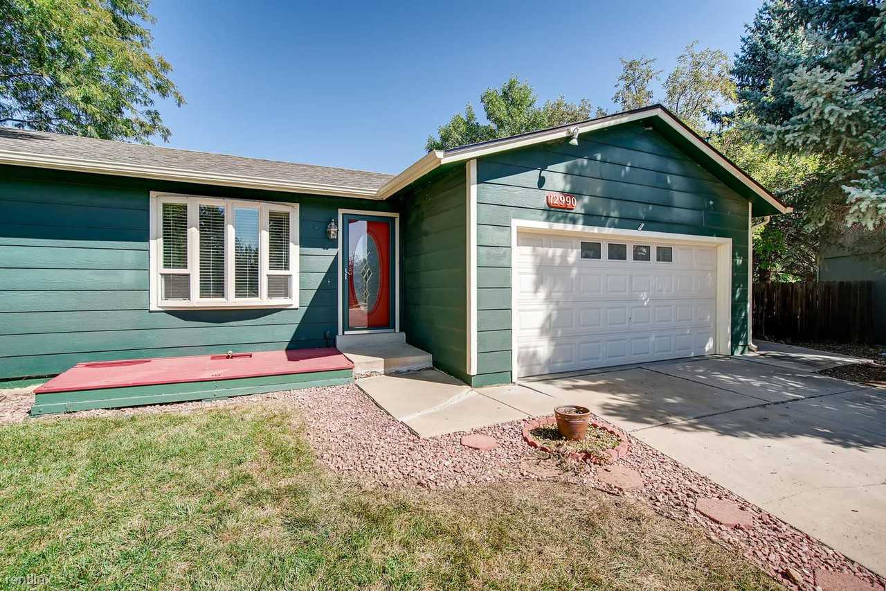 12990 Prince Court - Photo 3 of 27