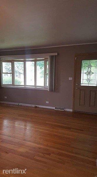 1201 Howard Avenue - Photo 3 of 8