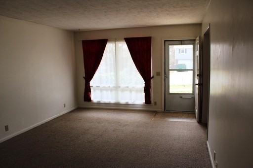 3308 Claflin Rd - Photo 3 of 33