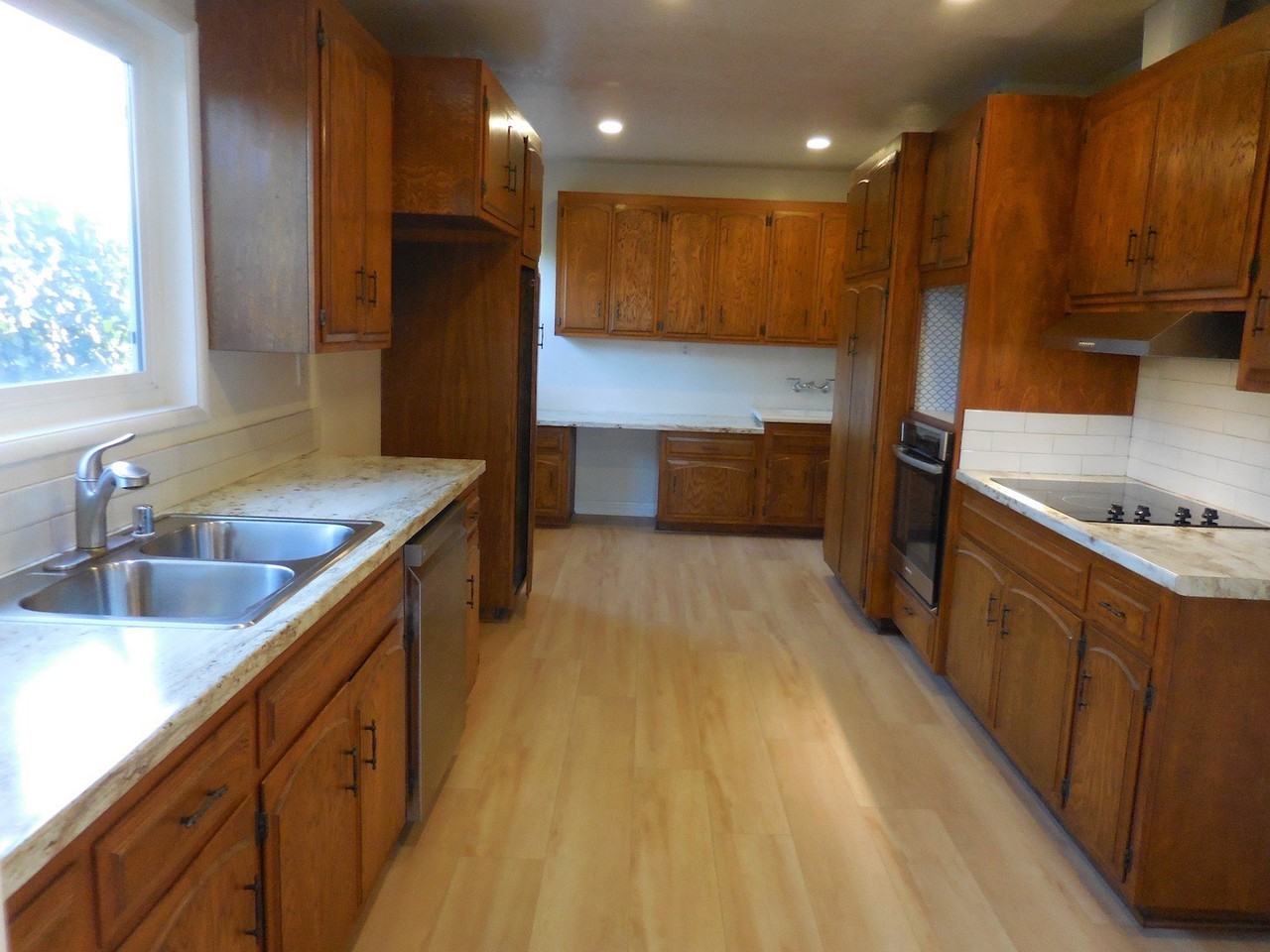 11320 Kentucky Ave - Photo 2 of 16