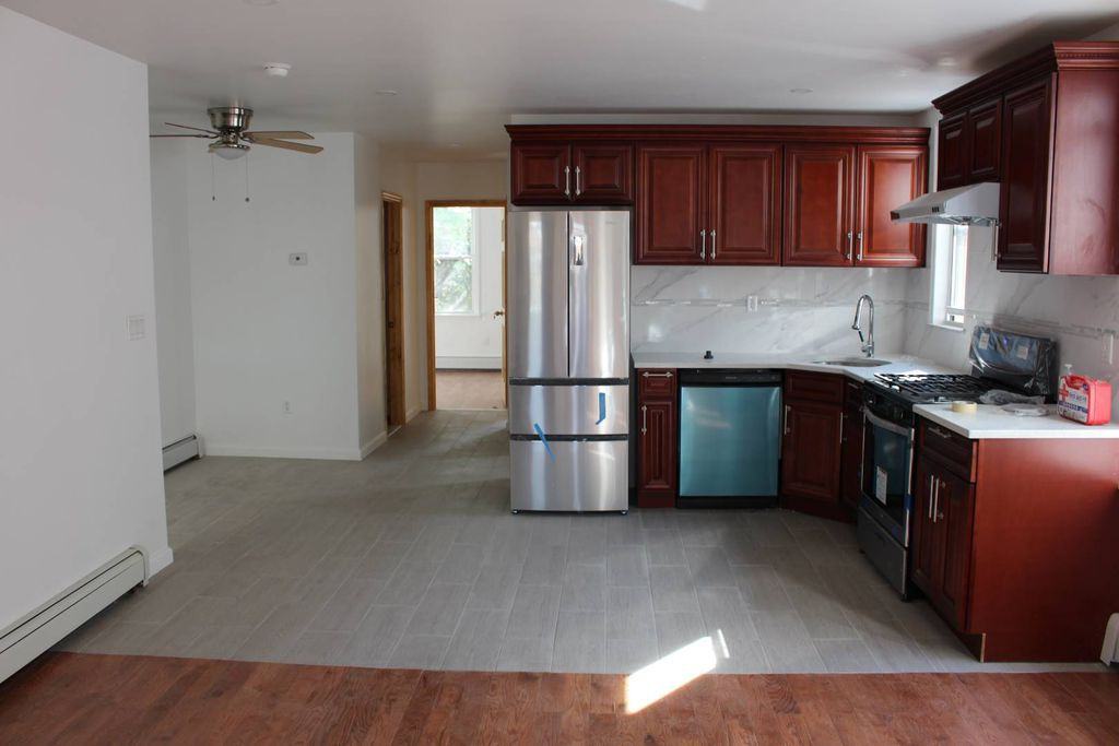 1462 East 92nd Street #2nd Floor - Photo 2 of 9