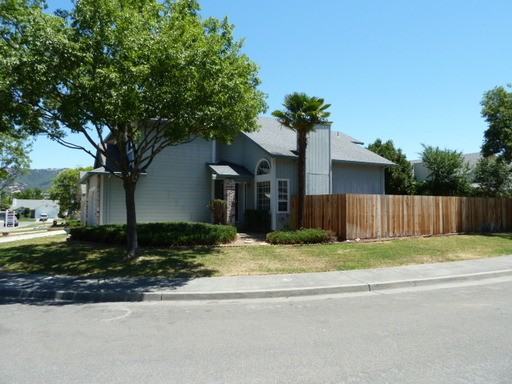 108 108 Williams Cir - Photo 2 of 4