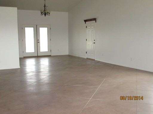 2301 W Quail Hollow Trail - Photo 2 of 12