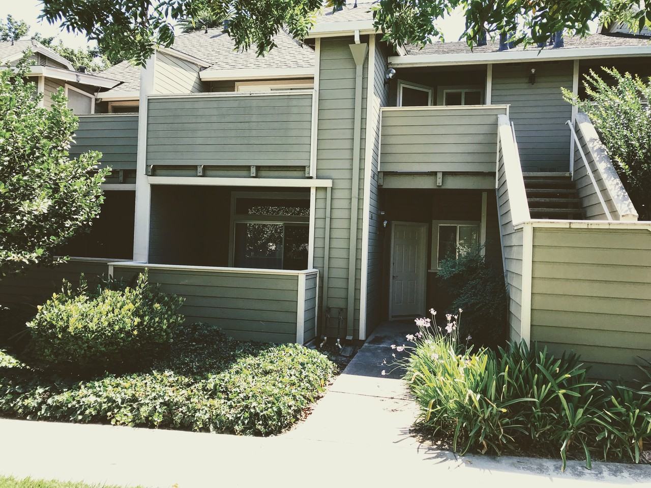 486 Shadowgraph Drive - Photo 2 of 3