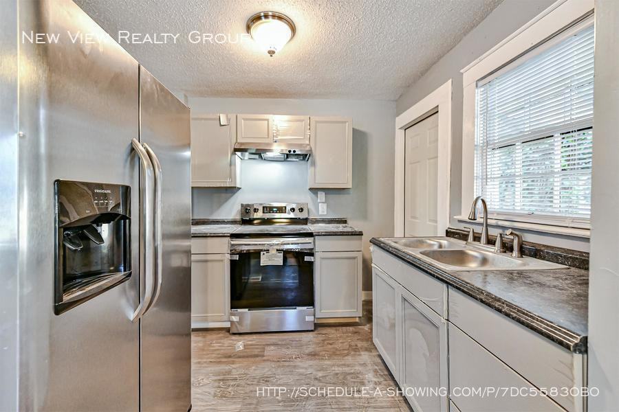 1127 West Blvd - Photo 3 of 18