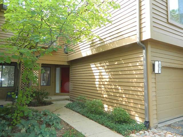 357 Indian Point - Photo 2 of 31