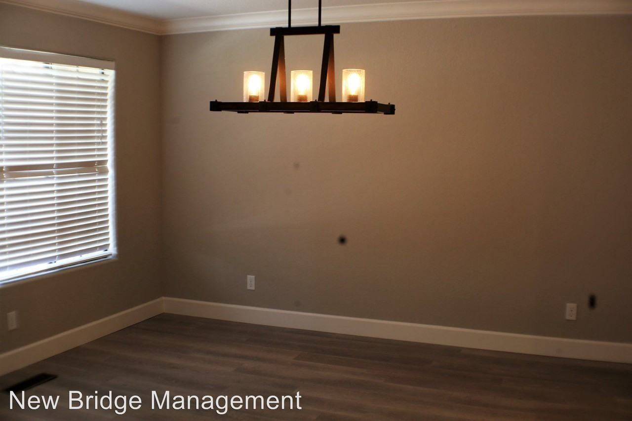 1136 Apricot Ave - Photo 3 of 20