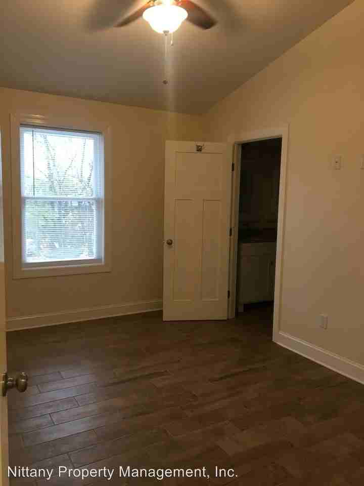 113 1/2 1/2 E College Avenue - Photo 2 of 22