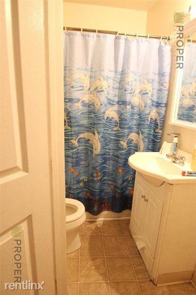 391 Cambridge St - Photo 3 of 8