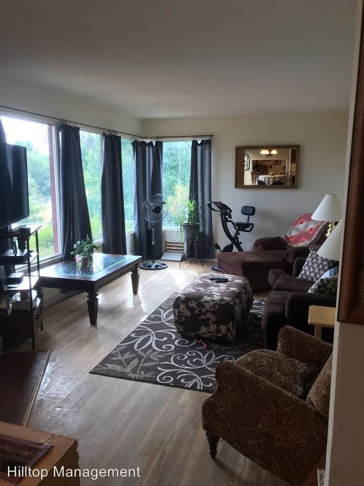 1019 Fairview Drive - Photo 2 of 14