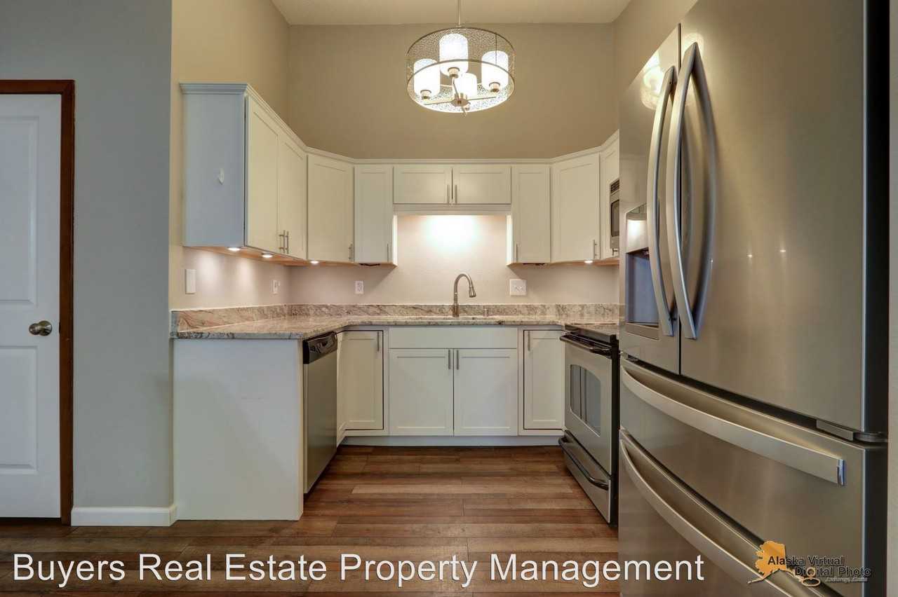 7213 Foxridge Circle #1 - Photo 2 of 29