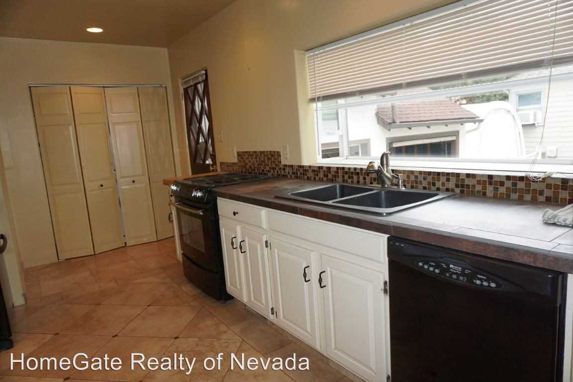 348 Hillcrest Drive - Photo 3 of 18