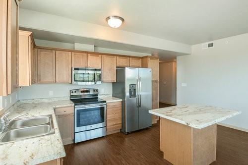 808 5Th Street - Photo 2 of 7